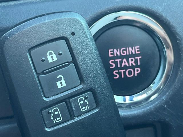 �y�X�}�[�g�L�[�z�J�o����|�P�b�g�ɓ��ꂽ�܂܂ł��h�A�̎{���E�������\�ȃX�}�[�g�L�[�𑕔��B�G���W���̃I���E�I�t�����J�M�����o���K�v����������Ƃ��Ă��֗��ł���