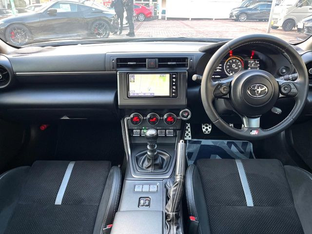 �O���[�v���݌ɐ���30,000��!!�S���̌n��X���烁�[�J�[�E�Ԏ��킸���Љ�o����̂ŁA���Ȃ��Ƀs�b�^���̂��Ԃ�������͂��ł���܂��͂��₢���킹��������