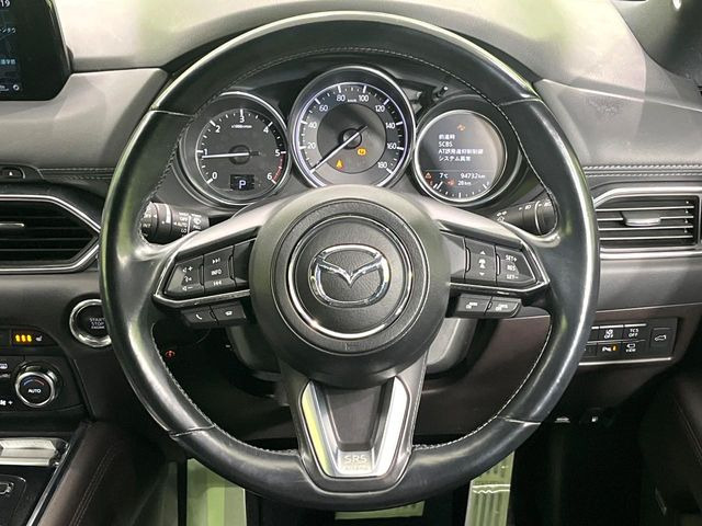 �y�����v�����X�e�A�����O�z�㎿�Ȋv���g�p���邱�ƂŁA��ɂ����������݂ƂĂ��^�]���₷���n���h���ł���