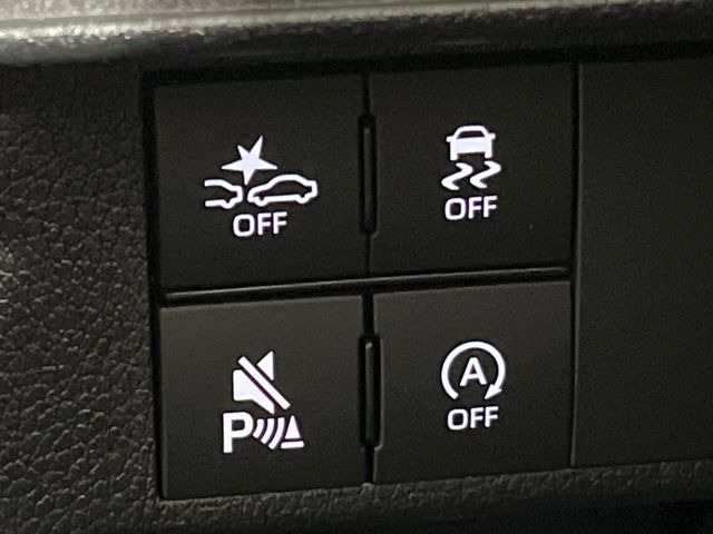 �y�A�C�h�����O�X�g�b�v�z�ԐM����a�؂Œ�Ԃ����ۂɃG���W�����~���A���ʂȔR���̏����}���܂��B�R��������ی�ɂȂ���@�\��G���W���̓u���[�L�𗣂��΍Ďn�����܂��B