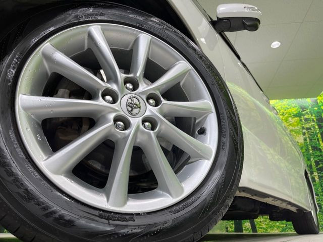 �y����17�C���`�A���~�z�C�[���z�O�ςɃ}�b�`���������A���~�z�C�[���𑕒����Ă���܂��B�e��ЊO�A���~�z�C�[����A�X�^�b�h���X�^�C�����戵�����Ă���܂��B���񂲑��k����������