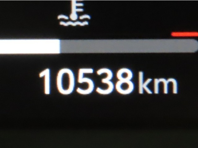 クラウンクロスオーバー2.5 G E-Four 4WD