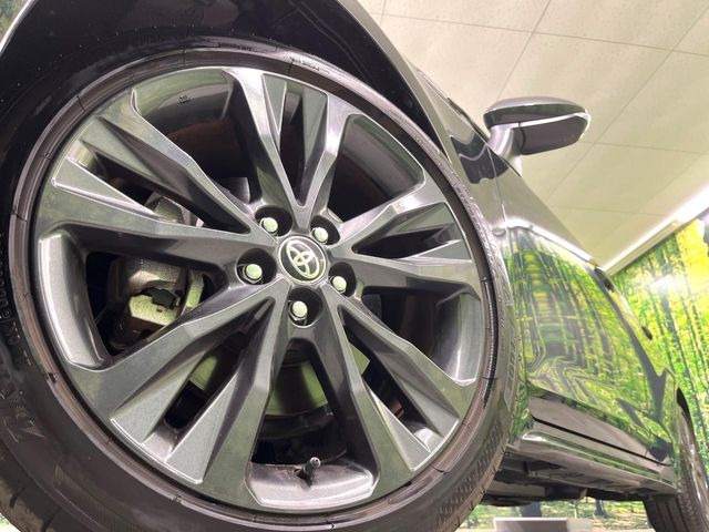 �y����17�C���`�A���~�z�C�[���z�O�ςɃ}�b�`���������A���~�z�C�[���𑕒����Ă���܂��B�e��ЊO�A���~�z�C�[����A�X�^�b�h���X�^�C�����戵�����Ă���܂��B���񂲑��k����������