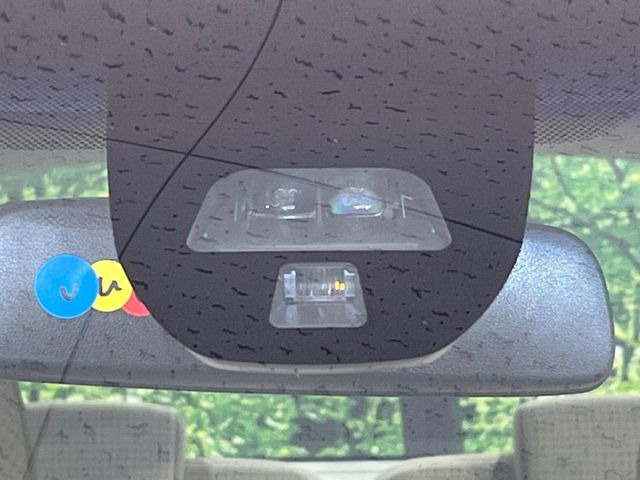 �y�V�e�B�u���[�L�A�N�e�B�u�V�X�e���z�ᑬ���s���ɑO���̎ԗ�����F�����A�Փ˂������Ȏ��͌x��ƃu���[�L�ŏՓˉ���Ɣ�Q�y�����A�V�X�g�B�����S�Ƀh���C�u�����y���݂��������܂��B