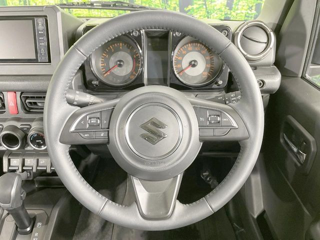 �y�����v�����X�e�A�����O�z�㎿�Ȋv���g�p���邱�ƂŁA��ɂ����������݂ƂĂ��^�]���₷���n���h���ł���