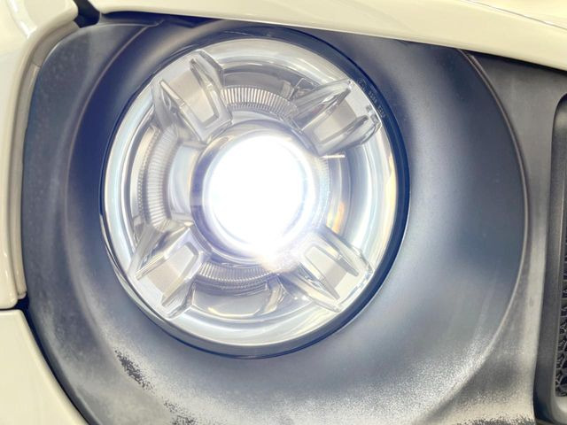 ��HID�w�b�h���C�g:���邭�O�����Ƃ炵�Ă����̂ŁA���V����Ԃ̑��s�������E�ǍD�ň��S���Ă���肢�������܂��B