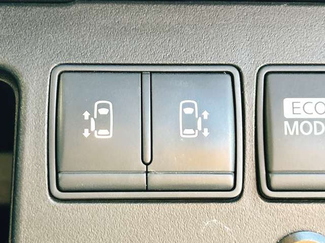 �y�d���X���C�h�h�A�z�h�A�̊J�������^�b�`�ōs�����Ƃ��ł��܂����֗��ȋ@�\�̈�ł��ˁ�