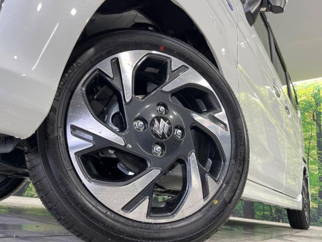 �y����15�C���`�A���~�z�C�[���z�O�ςɃ}�b�`���������A���~�z�C�[���𑕒����Ă���܂��B�e��ЊO�A���~�z�C�[����A�X�^�b�h���X�^�C�����戵�����Ă���܂��B���񂲑��k����������