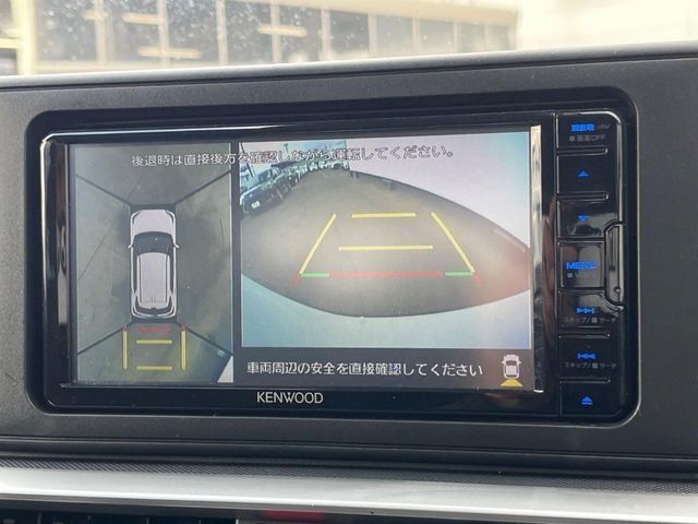 �y�p�m���~�b�N�r���[���j�^�[�z��p�̃J�����ɂ��A�ォ�猩���낵���悤�Ȏ��_��360�x�N���}�̎��͂��m�F���邱�Ƃ��ł��܂������p�������m�F���₷���A�����ꏊ�ł̐؂�Ԃ��⒓�Ԃ��X���[�Y�ɍs���܂��B