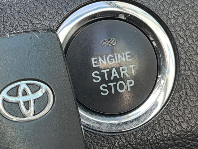 �y�X�}�[�g�L�[�z�J�o����|�P�b�g�ɓ��ꂽ�܂܂ł��h�A�̎{���E�������\�ȃX�}�[�g�L�[�𑕔��B�G���W���̃I���E�I�t�����J�M�����o���K�v����������Ƃ��Ă��֗��ł���