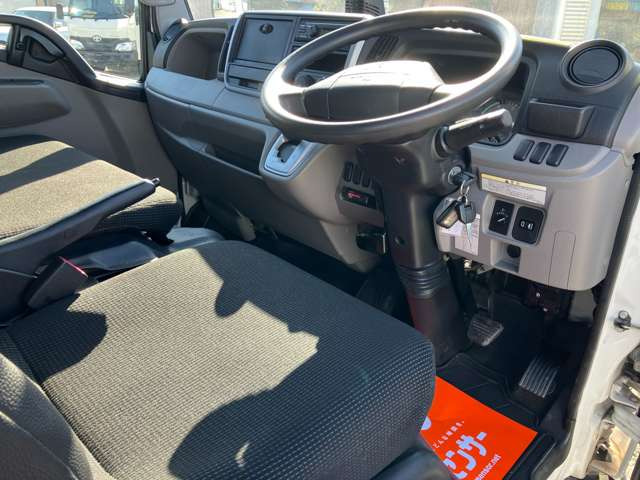 �p�l����V�[�g�͊O���Đ�򂵂Ă���܂����c���o�����ł͂��܂����܂���!