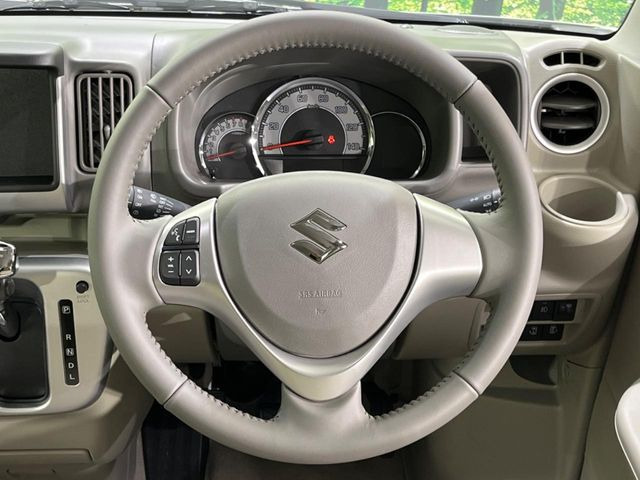 �y�����v�����X�e�A�����O�z�㎿�Ȋv���g�p���邱�ƂŁA��ɂ����������݂ƂĂ��^�]���₷���n���h���ł���