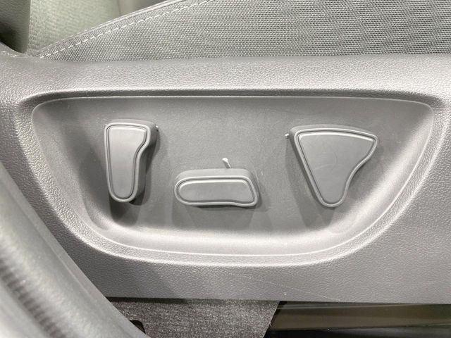 �y�p���[�V�[�g�z�X�C�b�`��ŊȒP�ɃV�[�g�̔��������\!�d��������͂�����܂���!���K�ȃV�[�g�|�W�V�����ɃZ�b�g���āA���K�ȃh���C�u�����y���݂��������B