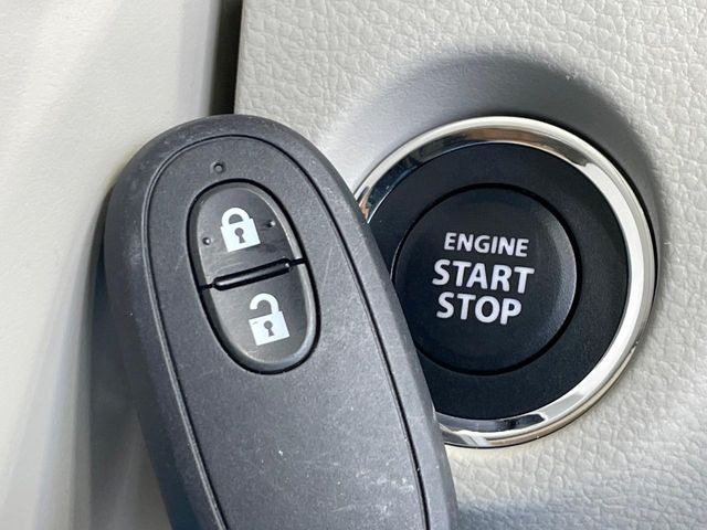 �y�L�[���X�X�^�[�g�V�X�e���z�J�o����|�P�b�g�ɓ��ꂽ�܂܂ł��h�A�̎{���E�������\�ȃX�}�[�g�L�[�𑕔��B�G���W���̃I���E�I�t�����J�M�����o���K�v����������Ƃ��Ă��֗��ł���