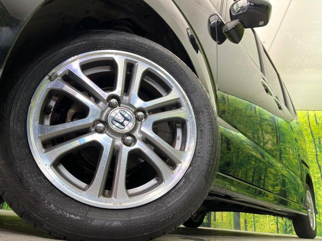 �y����14�C���`�A���~�z�C�[���z�O�ςɃ}�b�`���������A���~�z�C�[���𑕒����Ă���܂��B�e��ЊO�A���~�z�C�[����A�X�^�b�h���X�^�C�����戵�����Ă���܂��B���񂲑��k����������