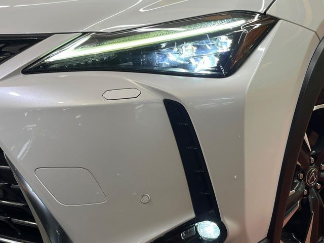 �yLED�w�b�h���C�g�z���V����ԑ��s�����ǍD�Ȏ��E���m�ۂ����S���ĉ^�]�ł��鍂�P�xLED�w�b�h���C�g�𑕔�!�_�����x�������A����d�͂��}�����Ă��܂��B