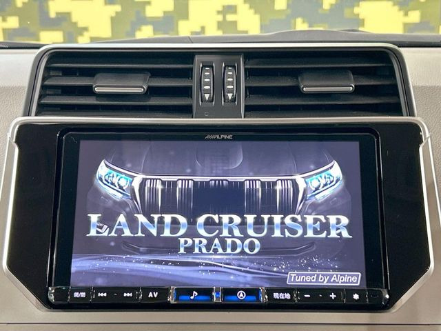 【BIG-X9インチナビ】人気の大画面BIG-Xナビを装備。専用設計で車内の雰囲気にマッチ!ナビ利用時のマップ表示は見やすく、テレビやDVDは臨場感がアップ!いつものドライブがグッと楽しくなります♪