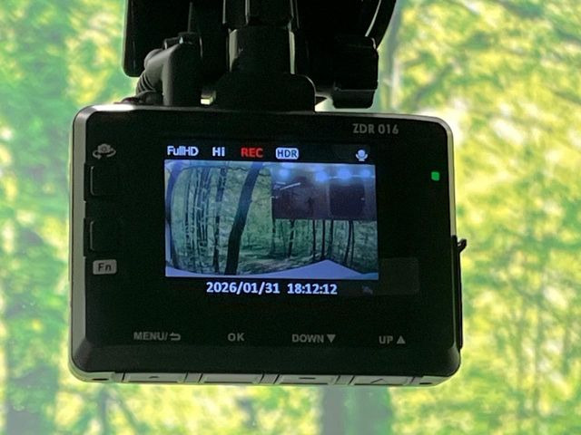 �y�h���C�u���R�[�_�[�z�h���C�u���R�[�_�[����!���s���͂������A������^�]�⎖�̂ɑ��������ہA�f���ŋL�^���A����̃��X�N�ɔ����܂��B���L�^�pSD�J�[�h�͂��q�l�����g�ł��������������K�v������܂��B