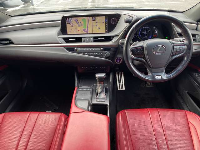 スリークロス滋賀店の展示車両は試乗が可能ですので、見て触って乗って、ご納得頂いた上でご購入頂けます!(試乗をご希望の方は事前にご予約下さい)