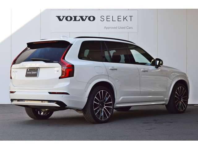 XC90ウルトラ T8 AWD プラグイン ハイブリッド 4WD