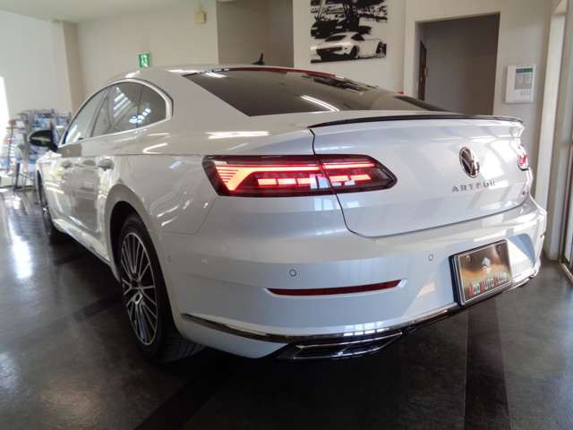 アルテオンTSI 4モーション Rライン アドバンス 4WD