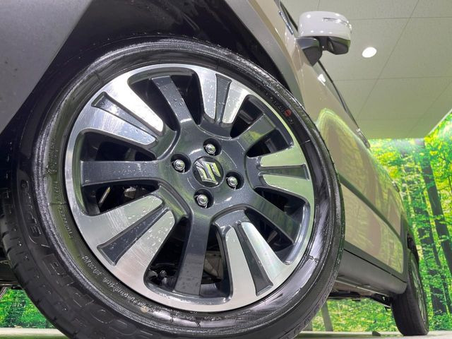 �y����16�C���`�A���~�z�C�[���z�O�ςɃ}�b�`���������A���~�z�C�[���𑕒����Ă���܂��B�e��ЊO�A���~�z�C�[����A�X�^�b�h���X�^�C�����戵�����Ă���܂��B���񂲑��k����������