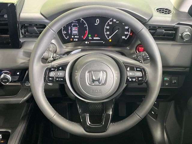 �y�����v�����X�e�A�����O�z�㎿�Ȋv���g�p���邱�ƂŁA��ɂ����������݂ƂĂ��^�]���₷���n���h���ł���