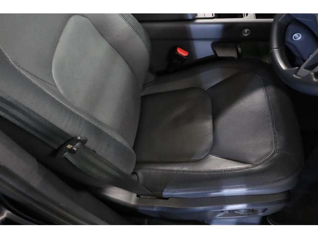 X�_�C�i�~�b�N HSE�́A�f�B�t�F���_�[�̒��ł����ɓs��I�Ő������ꂽ�O���[�h�ł��B