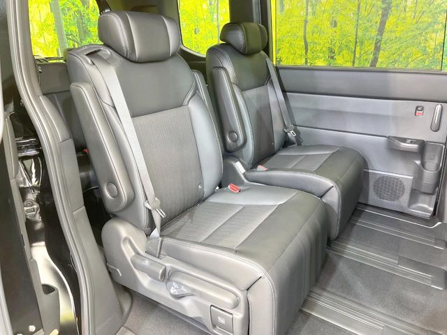 ���i���ȃI���W�i���t���A�}�b�g���I�v�V�����ɂĂ��p�ӂ��Ă���܂��B���D���ȃf�U�C����J���[�����Ԃɍ��킹�đI��ł����������Ƃ��ł��܂���