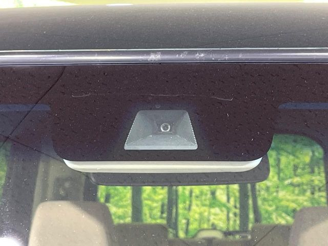 �y�z���_�Z���V���O�z���s���ɑO���̎ԗ�����F�����A�Փ˂������Ȏ��͌x��ƃu���[�L�ŏՓˉ���Ɣ�Q�y�����A�V�X�g�B�����S�Ƀh���C�u�����y���݂��������܂��B