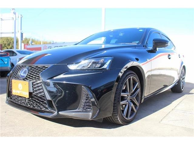 弊社はあいおいニッセイ同和損保代理店です。全営業社員が保険の募集人資格を取得しております。お気軽にご相談ください。