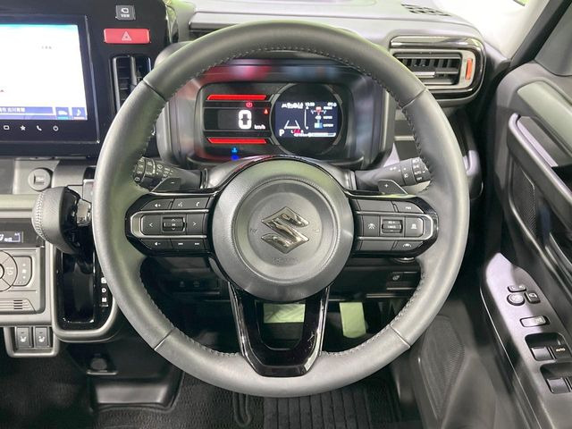 �y�����v�����X�e�A�����O�z�㎿�Ȋv���g�p���邱�ƂŁA��ɂ����������݂ƂĂ��^�]���₷���n���h���ł���