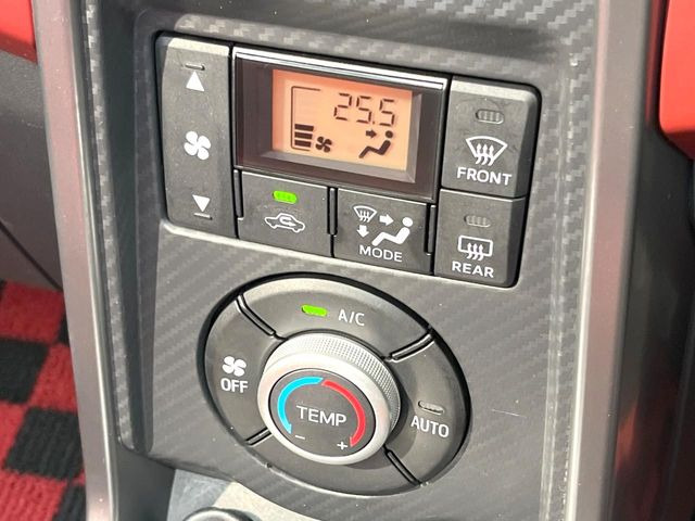 �y�I�[�g�G�A�R���z��x���D�݂̉��x�ɐݒ肷��΁A�ԓ��̉��x�����m�����ʂ≷�x�������Œ����B����&hellip;����&hellip;�Ɖ��x���X�C�b�`���������K�v�͂���܂���B���K�Ȏԓ���Ԃɂ͕K�{�̋@�\�ł��ˁ�