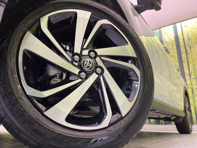 �y����17�C���`�A���~�z�C�[���z�O�ςɃ}�b�`���������A���~�z�C�[���𑕒����Ă���܂��B�e��ЊO�A���~�z�C�[����A�X�^�b�h���X�^�C�����戵�����Ă���܂��B���񂲑��k����������