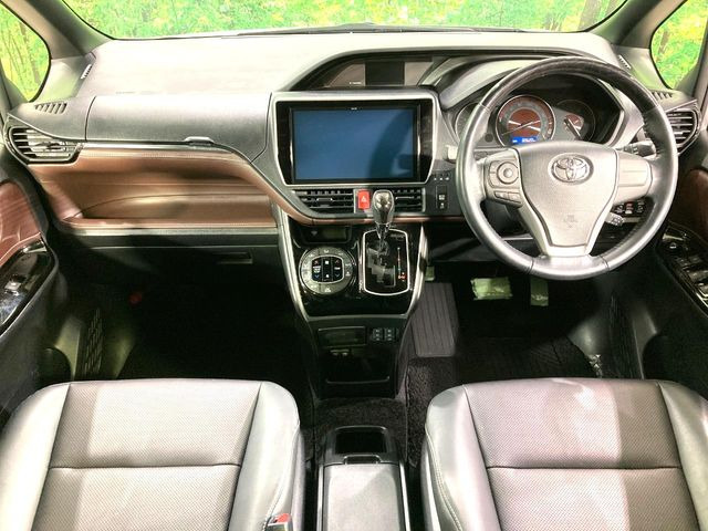 グループ総在庫数約30,000台!!全国の系列店からメーカー・車種問わずご紹介出来るので、あなたにピッタリのお車が見つかるはずです♪まずはお問い合わせ下さい☆