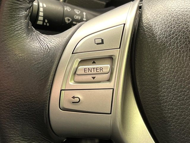 �y�X�e�A�����O�X�C�b�`�z�^�]���A�O������ڐ������炷���ƂȂ��A�I�[�f�B�I���̑��삪�\�ȕ֗��@�\!���S&���K�ȃh���C�u�����o���Ă���܂���