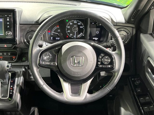 �y�����v�����X�e�A�����O�z�㎿�Ȋv���g�p���邱�ƂŁA��ɂ����������݂ƂĂ��^�]���₷���n���h���ł���