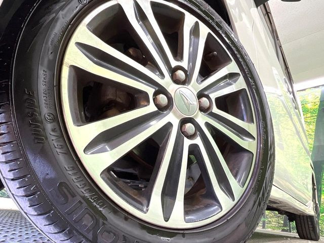 �y����15�C���`�A���~�z�C�[���z�O�ςɃ}�b�`���������A���~�z�C�[���𑕒����Ă���܂��B�e��ЊO�A���~�z�C�[����A�X�^�b�h���X�^�C�����戵�����Ă���܂��B���񂲑��k����������