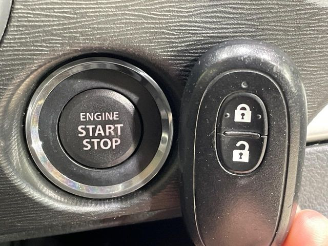 �y�L�[���X�X�^�[�g�V�X�e���z�J�o����|�P�b�g�ɓ��ꂽ�܂܂ł��h�A�̎{���E�������\�ȃX�}�[�g�L�[�𑕔��B�G���W���̃I���E�I�t�����J�M�����o���K�v����������Ƃ��Ă��֗��ł���