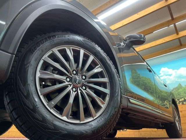 �y17�C���`�A���~�z�C�[���z�O�ςɃ}�b�`�����A���~�z�C�[���𑕒����Ă���܂��B�e��A���~�z�C�[����A�X�^�b�h���X�^�C�����戵�����Ă���܂��B���񂲑��k����������