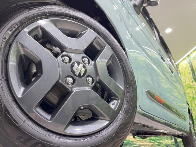 �y����14�C���`�A���~�z�C�[���z�O�ςɃ}�b�`���������A���~�z�C�[���𑕒����Ă���܂��B�e��ЊO�A���~�z�C�[����A�X�^�b�h���X�^�C�����戵�����Ă���܂��B���񂲑��k����������