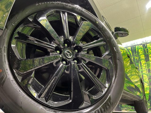 �y����20�C���`�A���~�z�C�[���z�O�ςɃ}�b�`���������A���~�z�C�[���𑕒����Ă���܂��B�e��ЊO�A���~�z�C�[����A�X�^�b�h���X�^�C�����戵�����Ă���܂��B���񂲑��k����������