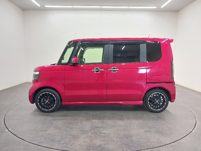 N-BOXカスタムターボ コーディネートスタイル モノトーン