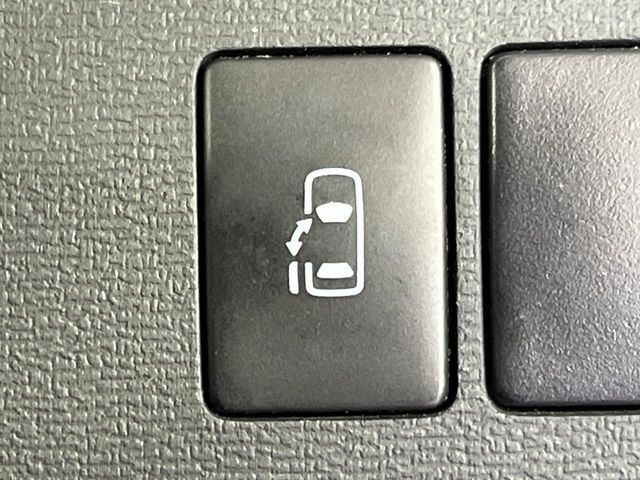 �y�p���[�X���C�h�h�A�z�X�}�[�g�L�[��^�]�Ȃ̃X�C�b�`�ŃX���C�h�h�A�̊J���\���d��������͂����ăh�A���J����K�v�������A���������q�l�ł��A�d���ו��������Ă��鎞�����N�ɊJ���߂ł��܂���