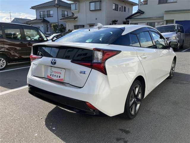 プリウス1.8 S ツーリングセレクション