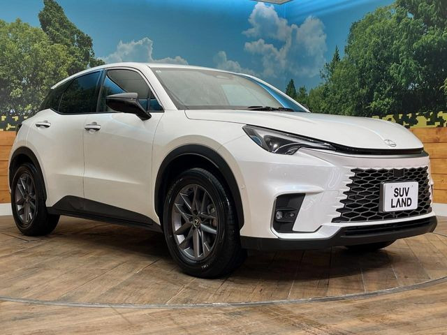 �������x�̃K���X�疌�ŝ����͂������A�㎿�ȃc���E����������B���O����_���J�����؂Ȉ��Ԃ�ی삵�A�F�����E�򉻂�h�~�B�u�e�X�v���b�V���R�[�g�v�A�u�e�v���~�b�T�R�[�g�v���炨�I�т��������܂��B