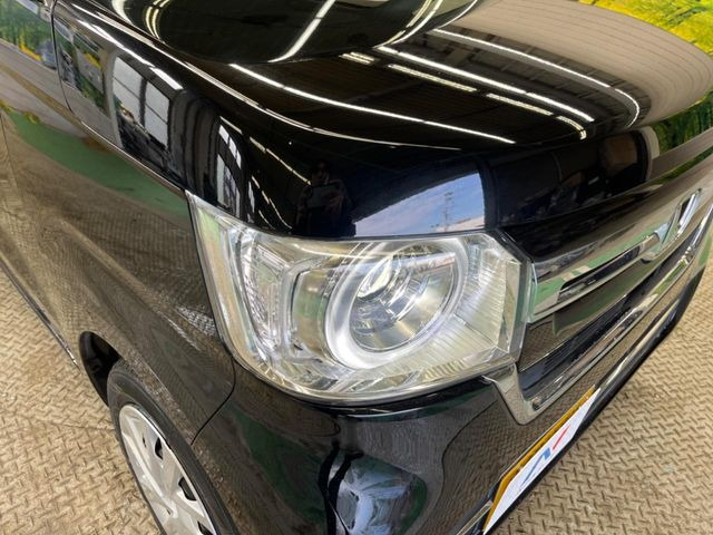 �yLED�w�b�h���C�g�z���V����ԑ��s�����ǍD�Ȏ��E���m�ۂ����S���ĉ^�]�ł��鍂�P�xLED�w�b�h���C�g�𑕔�!�_�����x�������A����d�͂��}�����Ă��܂��B