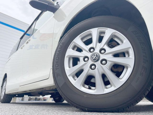 �y�����A���~�z�C�[���z�O�ςɃ}�b�`���������A���~�z�C�[���𑕒����Ă���܂��B�e��ЊO�A���~�z�C�[����A�X�^�b�h���X�^�C�����戵�����Ă���܂��B���񂲑��k����������