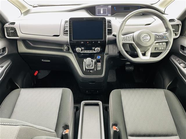 セレナ1.2 e-POWER ハイウェイスターV