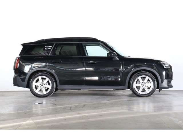 ミニカントリーマンSE ALL4 4WD